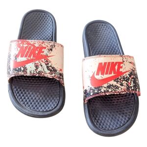 Nike Slide Sandals Women's 10 Pink Splatter Logo Casual Leisure Comfy